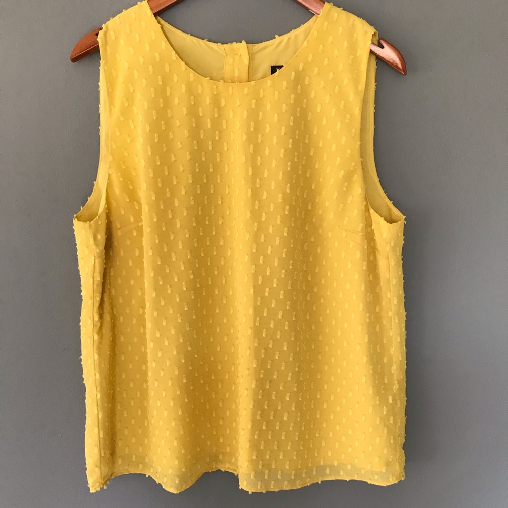 EUC Banana Republic Blouse